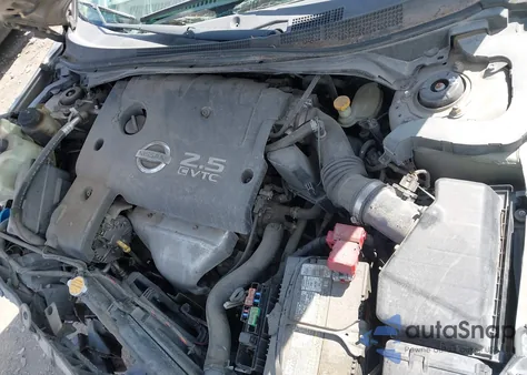 2004 Nissan Altima 2.5 S from USA, damaged, VIN 1N4AL11D44C174165